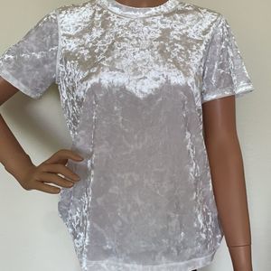DKNY Women’s white shirt velvet size S NEW